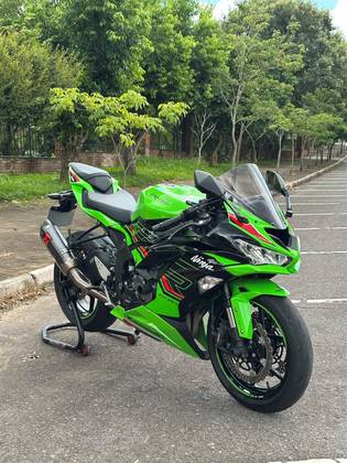 KAWASAKI NINJA ZX-6R KRT 